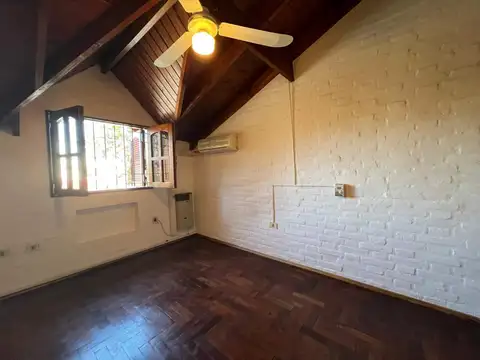CASA EN ALQUILER BARRIO URCA