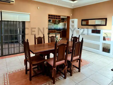 CASA A LA VENTA SAN VICENTE CENTRO - APTA CREDITO