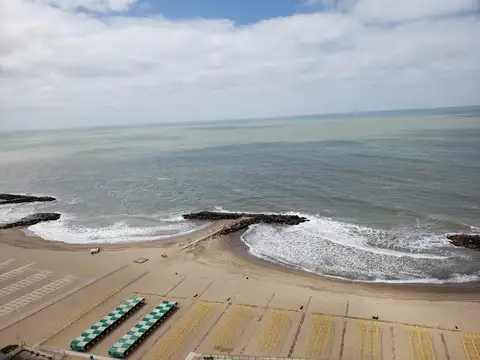 Venta Departamento 4 ambientes con dep -  La Perla