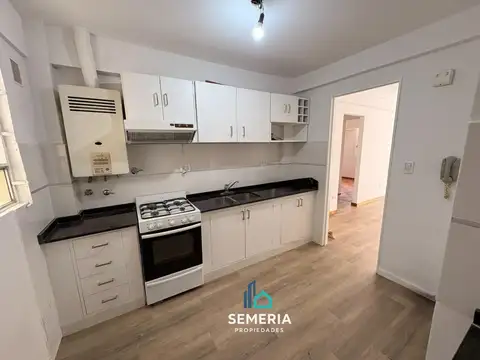 Bucarelli 2600, Piso 3