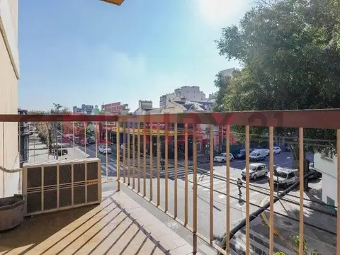 VTA DEPTO 4 AMB VILLA URQUIZA C/ 2 BALCONES, COCHERA Y BAULERA