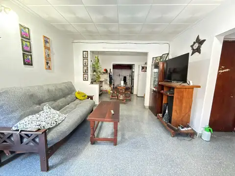 EN VENTA | CASA DE PASILLO 2 DORMITORIOS | BARRIO BELGRANO – ROSARIO | APTO CRÉDITO