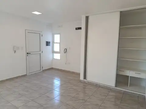 Marmol 600, Piso 1