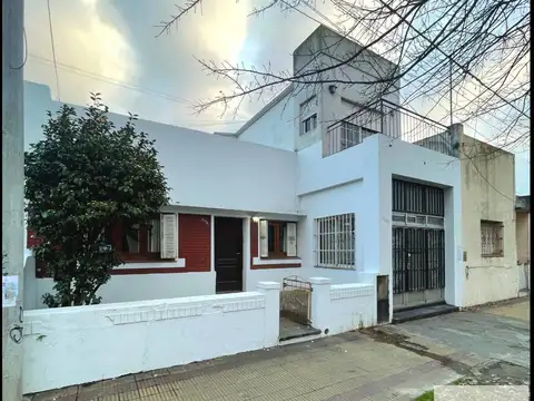 Casa en venta - 3 Dormitorios 2 Baños - 300mts2 - Tandil