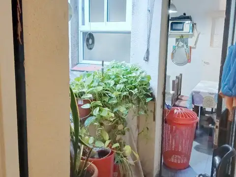 3 amb. APTO CRÉDITO. SE ESCUCHA OFERTA! ideal familia con niños. Buen espacio y tranquilo.