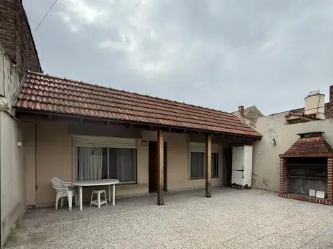 PH 3 ambientes con patio a metros de avenida mitre y laprida