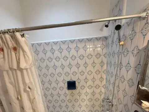 Depto Tipo Casa en Venta 50 años