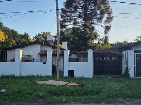Chalet Quinta 600 m2 Av Piovano, a mts Av Fahy La Reja