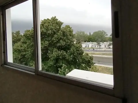 MONOAMBIENTE EXCELENTE UBICACIÓN LA PLATA
