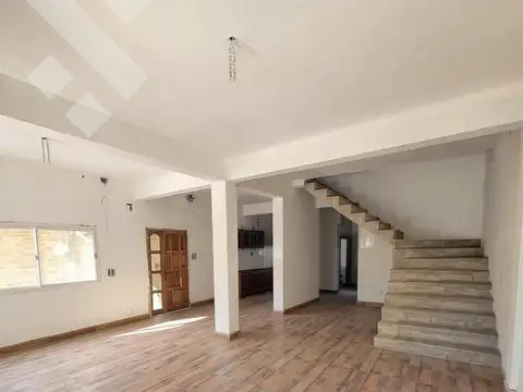VENTA TRIPLEX  A TERMINAR, 5 DORM,- SAN PATRICIO DEL CHAÑAR - NEUQUÉN