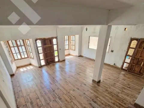 VENTA TRIPLEX  A TERMINAR, 5 DORM,- SAN PATRICIO DEL CHAÑAR - NEUQUÉN
