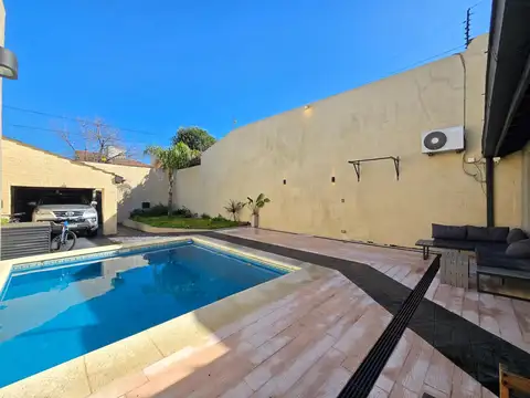 Casa moderna en Alquiler en Villa Sarmiento