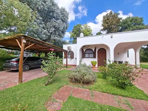 Venta casa 3 dorm, 2 baños,  lote de 1460 m2 en Parque Sakura, Exaltacion de la Cruz. Apta Credito