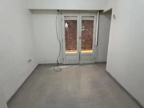 Departamento en Alquiler en Balvanera, $ 600.000