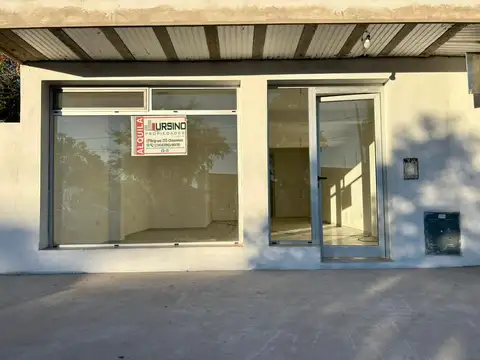 ALQUILER - LOCAL EN CALLE MACHADO