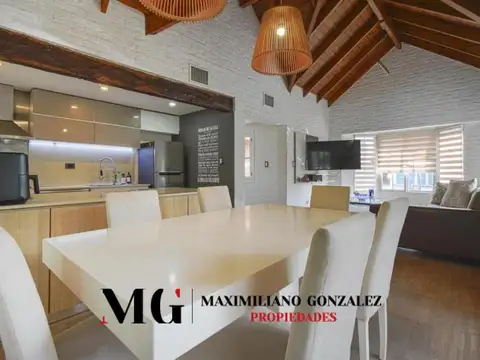Casa en Venta con 1 cochera