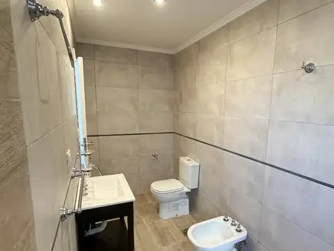 Duplex 5 ambientes.