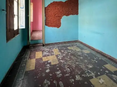 Cerri al 1000. Casa en La Boca