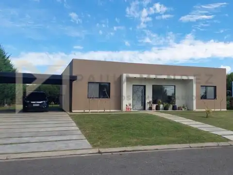 Casa Chalet  en Venta en Loma Verde, Escobar, G.B.A. Zona Norte