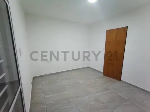 Dúplex en Venta de dos dormitorios en 70 entre 133 y 134 en Los Hornos, La Plata , Provincia de Buen