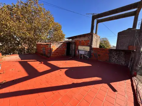 Depto Tipo Casa 2 ambientes con 1 baño