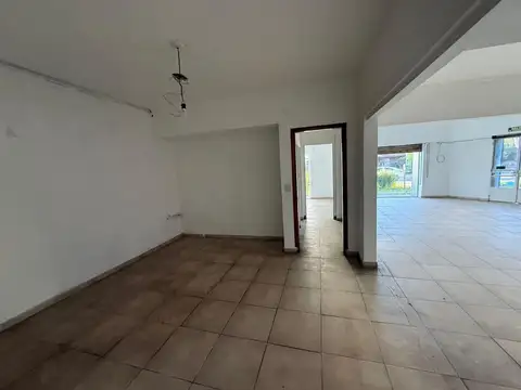 Camino Belgrano esq 466 100
