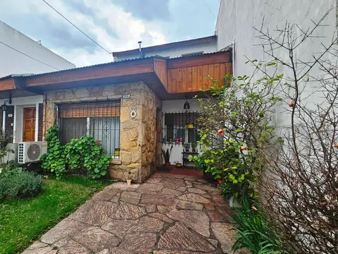 Ph de 4 ambientes en Castelar Norte