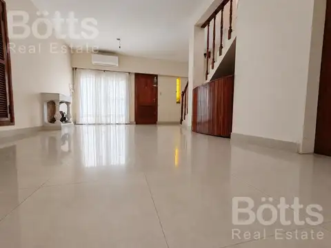 Casa en Venta en Flores Norte, USD 295.000