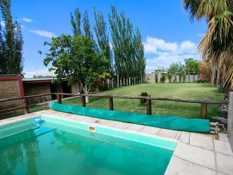 Casa - Quincho - Pileta 12x5 - 1500 m2 parquizado - Fin de semana o vivienda familiar