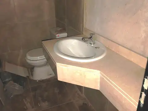 Valentin Gomez 151 , Piso 1