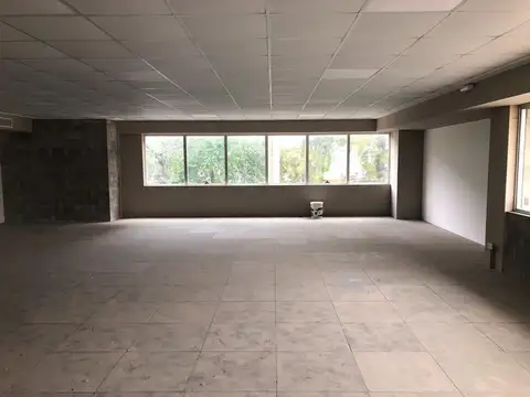 Valentin Gomez 151 , Piso 1