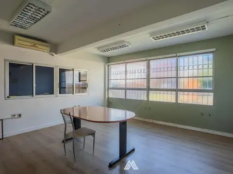 Oficina en Alquiler 28 años