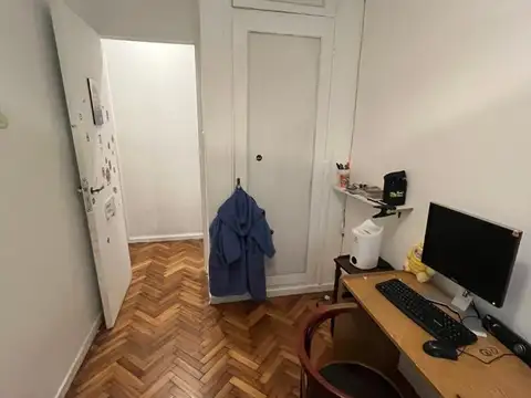 Venta. Departamento 4 ambientes. Mitre y Riobamba.