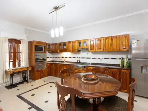 Casa en Venta en Mataderos, USD 500.000