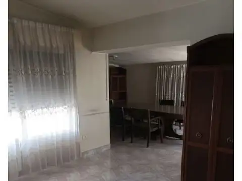 Casa en Venta en Barrio Parque Field, USD 98.000