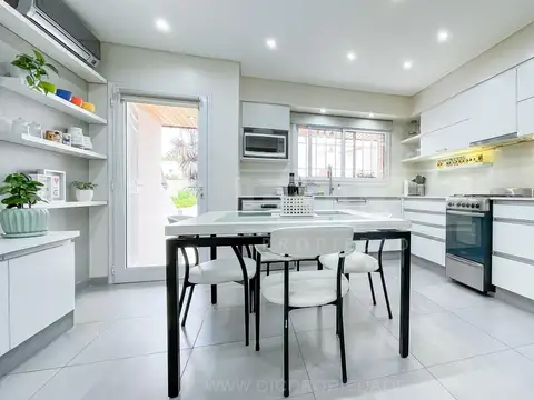 Depto Tipo Casa en Venta en Olivos Maipu/Uzal, USD 375.000