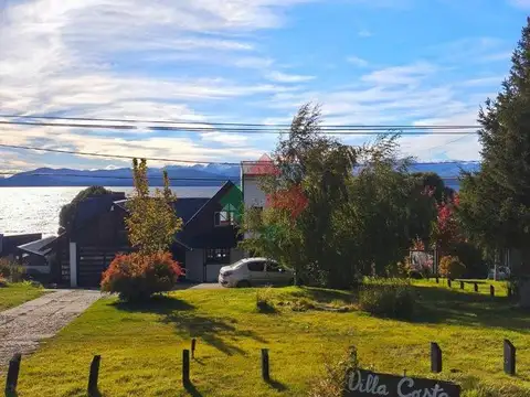 Casa frente al Lago Nahuel Huapi en Costa del Sol, acepta permutas en Bariloche o Buenos Aires