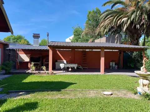 Casa en Venta en Barrio Parque Leloir, USD 370.000