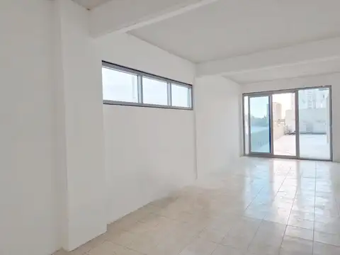 Oficina en Alquiler en Pilar, $ 430.000