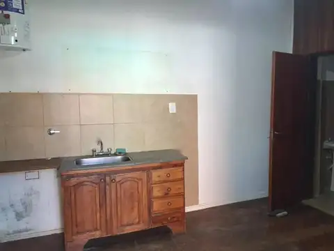 Casa en Alquiler en Moron Sur, $ 250.000