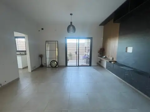 Depto Tipo Casa en Venta de 4 ambientes