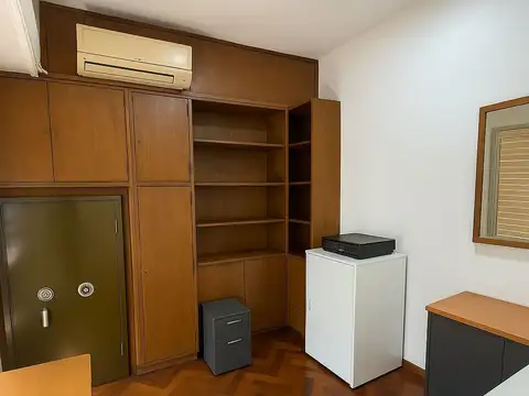 Oficina en Alquiler 60 años