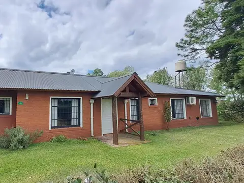 Casa en Venta con 2 cocheras