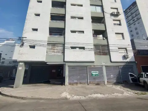 Cochera en   Venta en Echesortu Vera Mujica al 1400