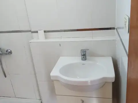 Avenida Rivadavia 10700, Piso 8