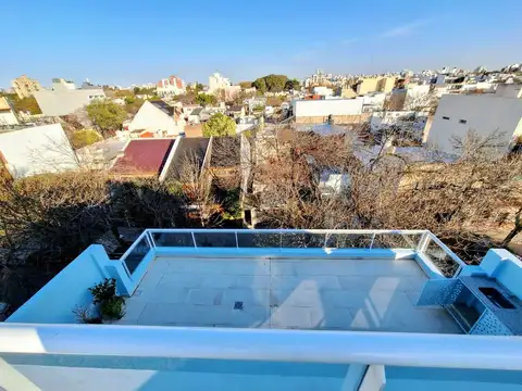 Departamento en Alquiler con 1 cocheras