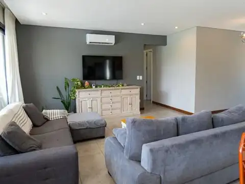 Casa en Venta en Haras Santa Maria, USD 259.000