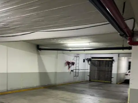 Venta Cochera fija cubierta con Baulera 1er.ss.ss  zona Tribunales
