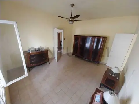 Hernandarias 100, Piso 0