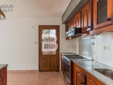 Venta PH 3 ambientes con patio en Villa del parque